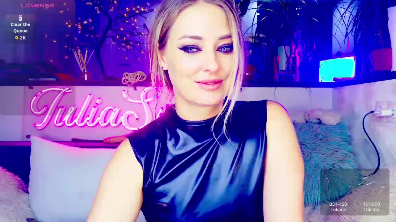 _JuliaSpace_ Live Sex December 13, 2025