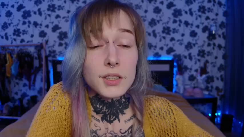 Littlespacemouse Live Sex December 17, 2025