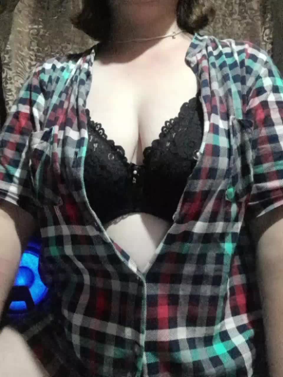 Iriska2025 Live Sex December 13, 2025