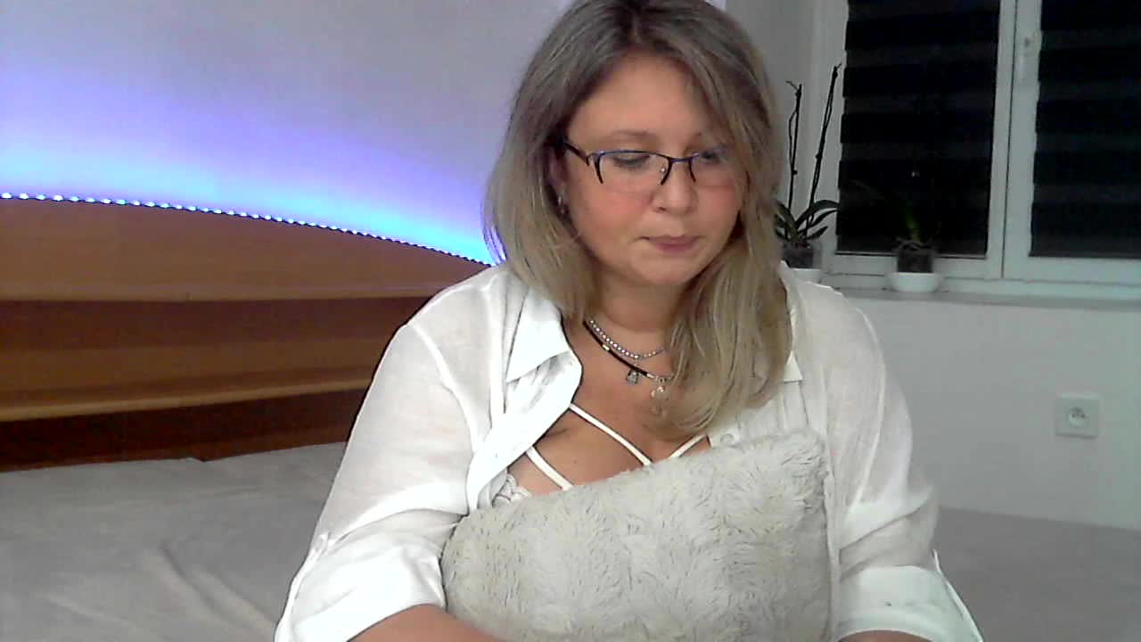 NERVOMOTINA Live Sex December 14, 2025