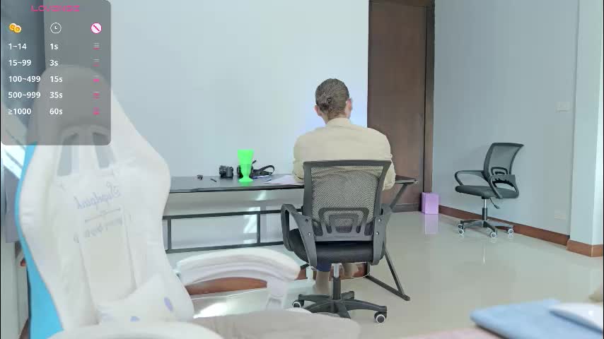 ellcrys Live Sex December 17, 2025