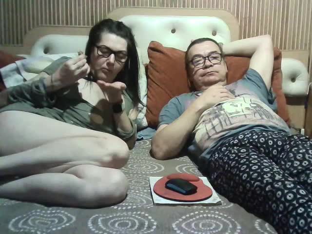 coupleofcoolx Live Sex December 15, 2025