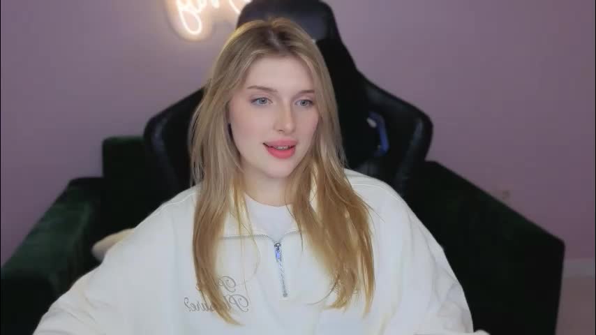 nanami_v02 Live Sex December 17, 2025