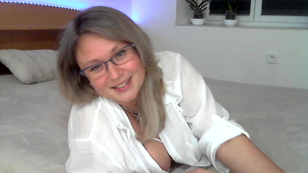 NERVOMOTINA Live Sex December 14, 2025