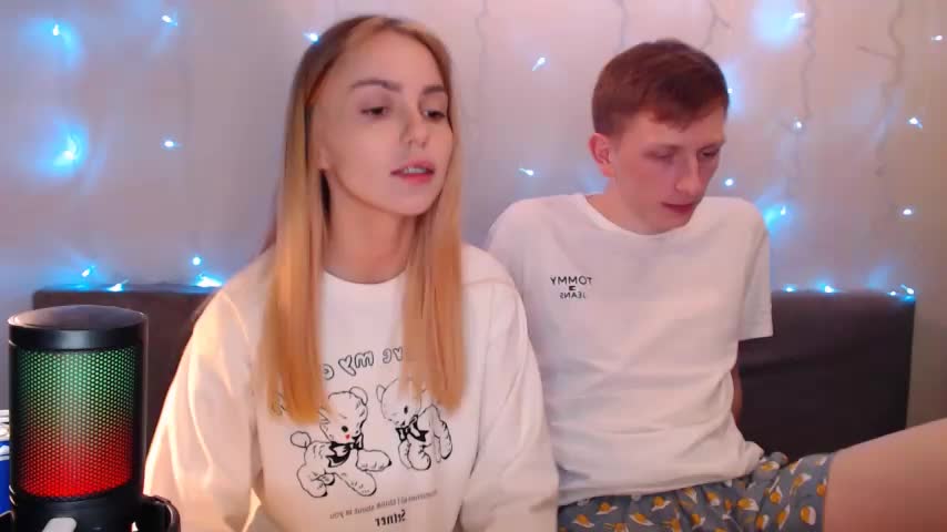 juliaanddima Live Sex December 18, 2025