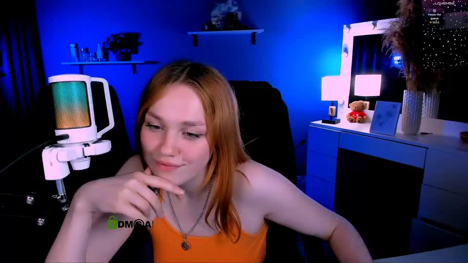ellie_fire Live Sex September 28, 2025