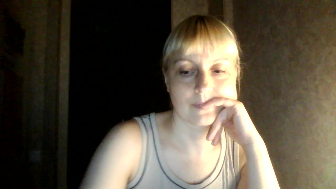 krisss2016 Live Sex December 15, 2025