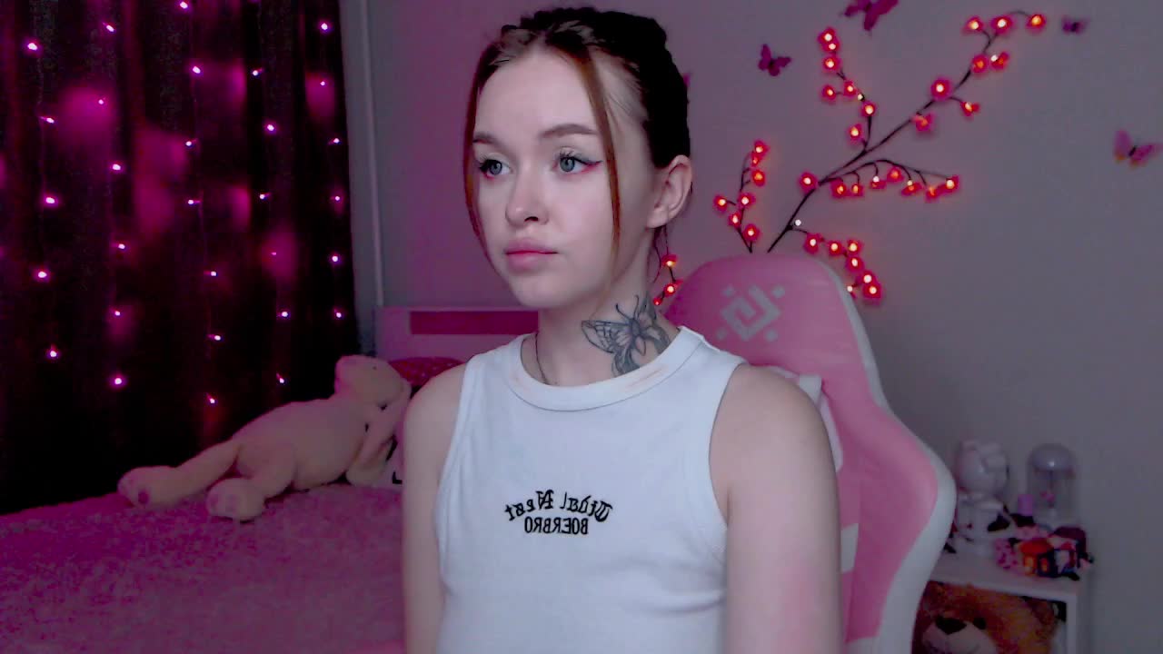 NaughtyMable Live Sex December 14, 2025