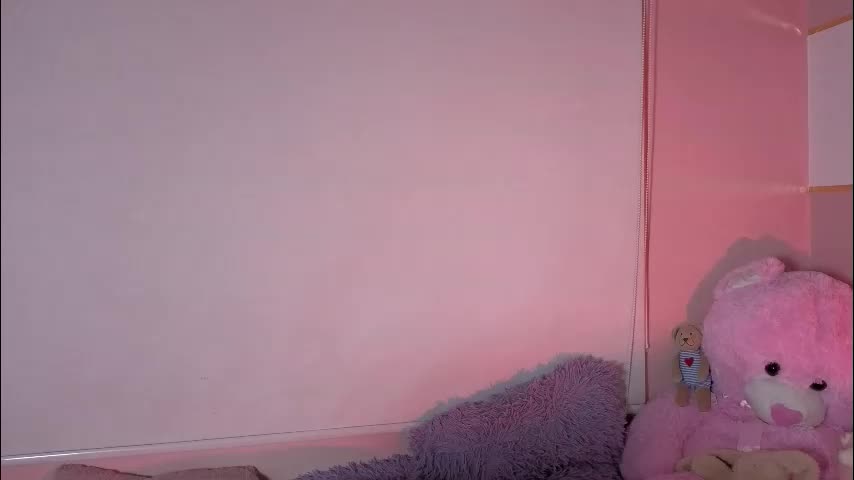 charlote__miller Live Sex December 14, 2025