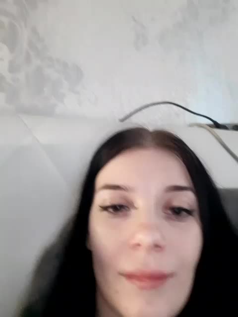 Luna29a Live Sex December 13, 2025