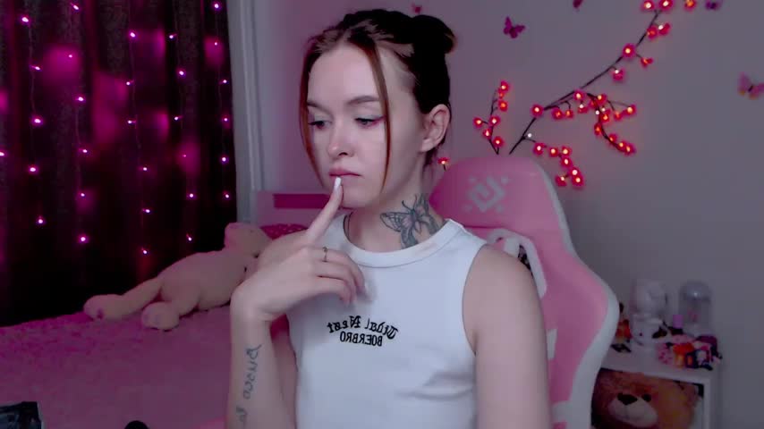 Naughty_Mable Live Sex December 17, 2025