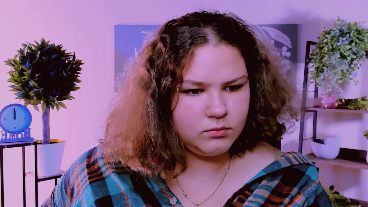 FlorenceAnderson Live Sex December 14, 2025