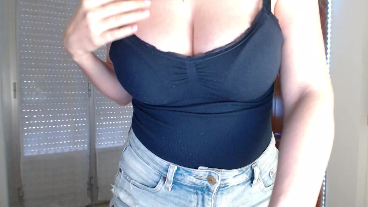 Alina-Lovely Live Sex December 14, 2025