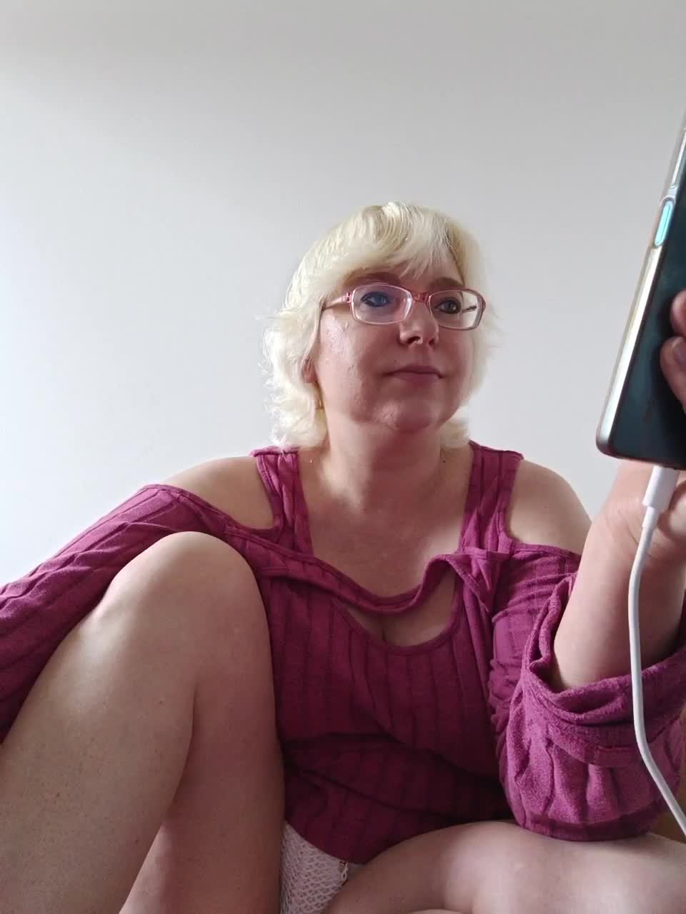 Vika211 Live Sex December 17, 2025