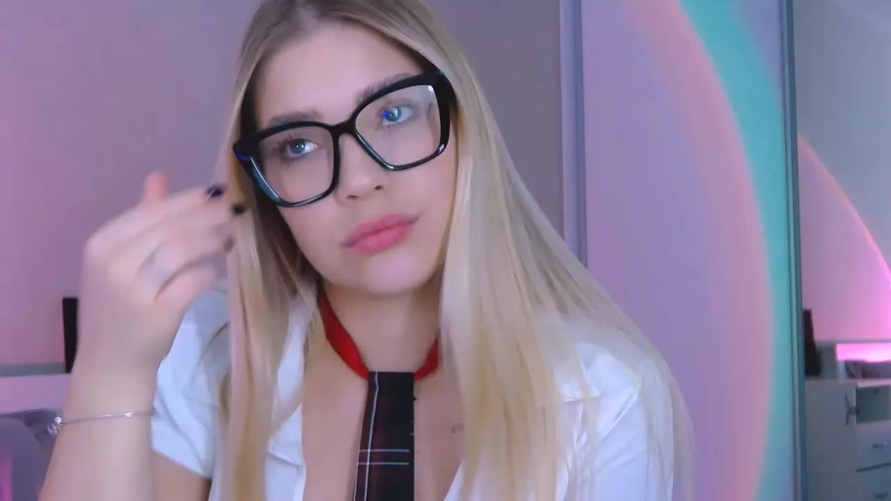 DIANAxxxDIAMOND Live Sex December 15, 2025
