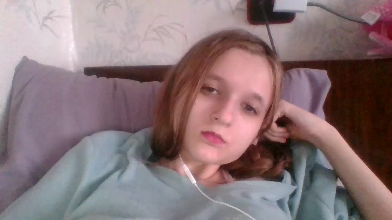 Kitty20Meow Live Sex December 15, 2025