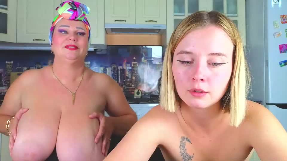 sassy_seasons Live Sex December 17, 2025