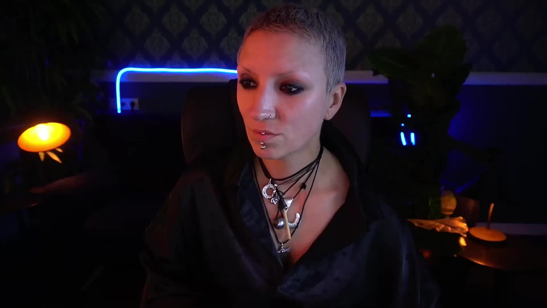 MiraMoonn Live Sex December 13, 2025