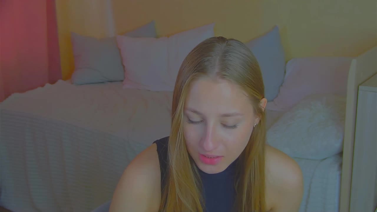 BritneyCruze Live Sex December 14, 2025