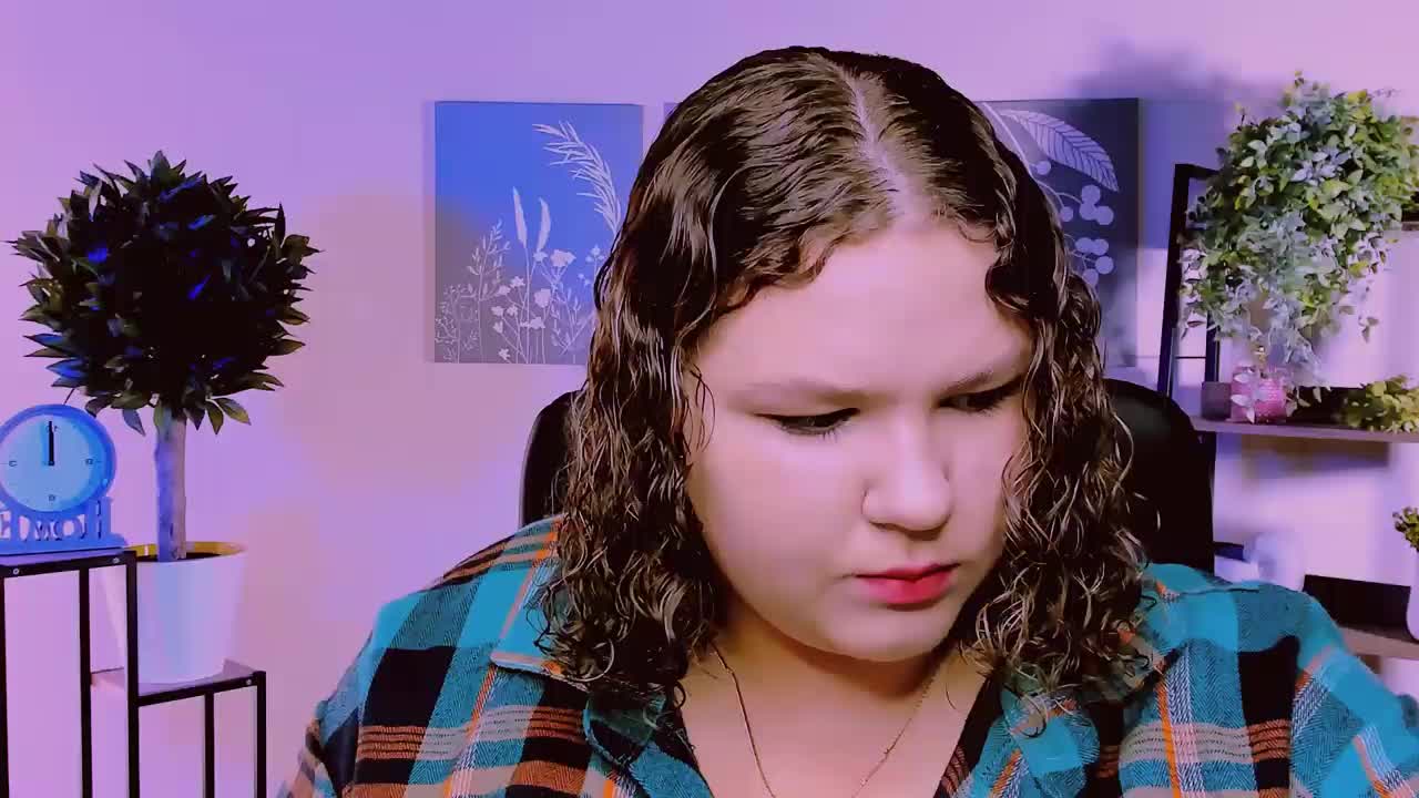 FlorenceAnderson Live Sex December 14, 2025