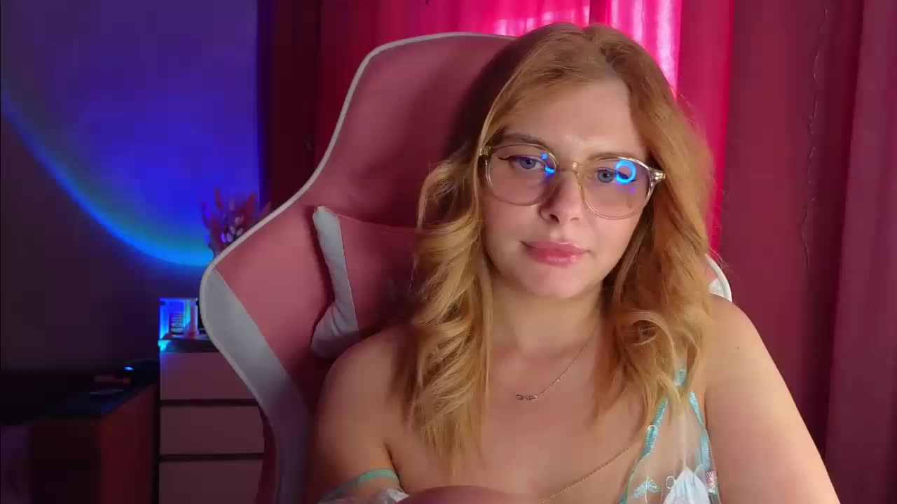 Venus_ Live Sex December 14, 2025