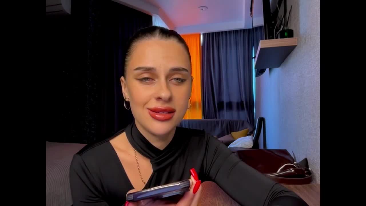 MariaValverdeee Live Sex September 28, 2025