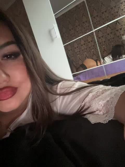 praesertim Live Sex December 13, 2025