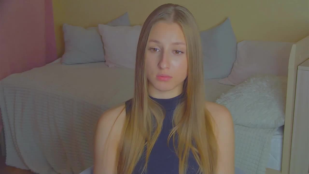 BritneyCruze Live Sex December 14, 2025