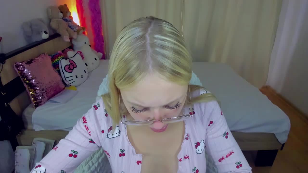 ElinOceanX Live Sex September 28, 2025