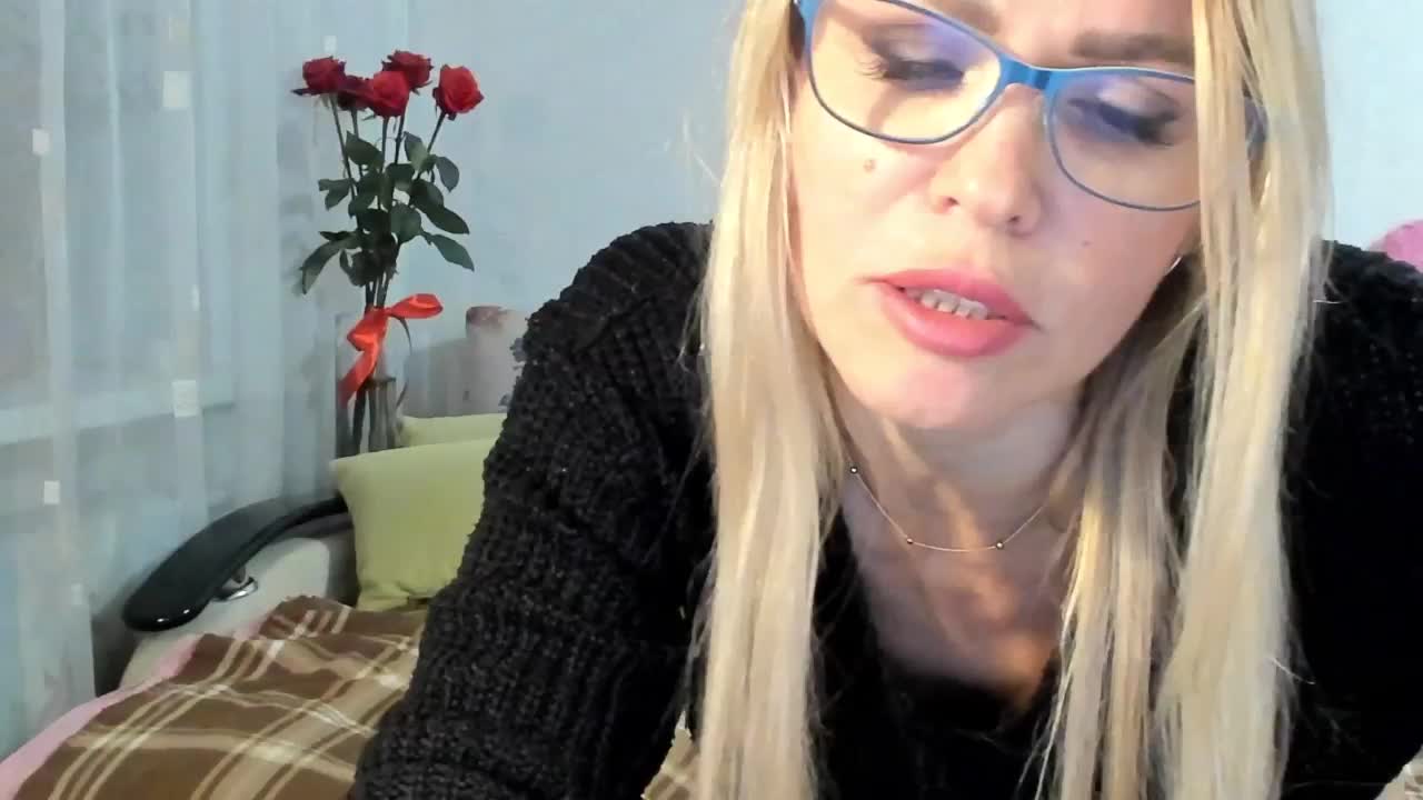 Lisa1225 Live Sex December 18, 2025