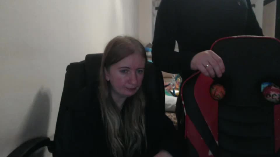 jenisandpeter Live Sex December 19, 2025