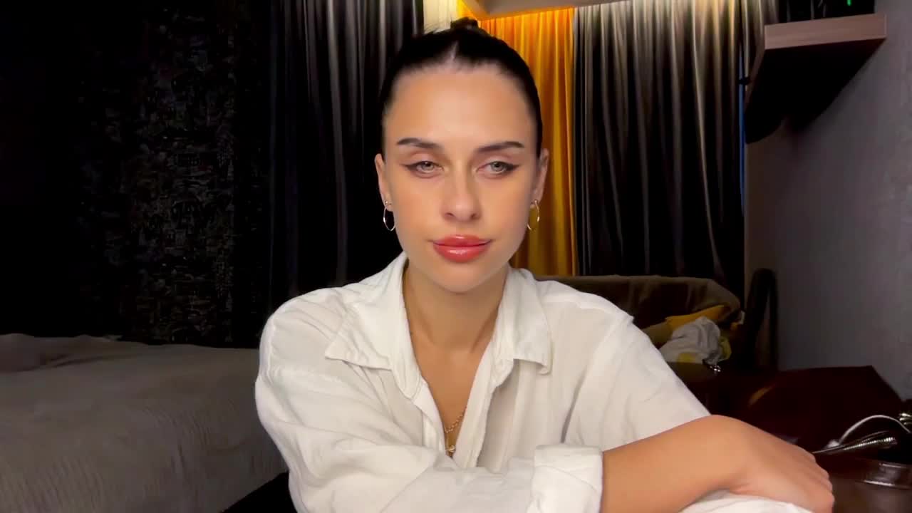 MariaValverdeee Live Sex September 28, 2025