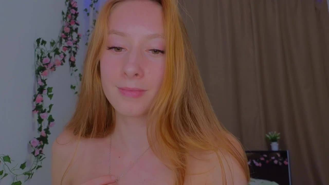 Candy_Flosse Live Sex December 17, 2025