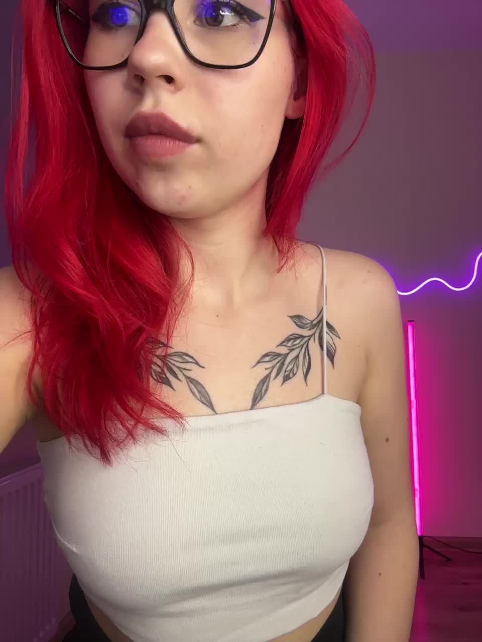 Aliisss Live Sex December 13, 2025