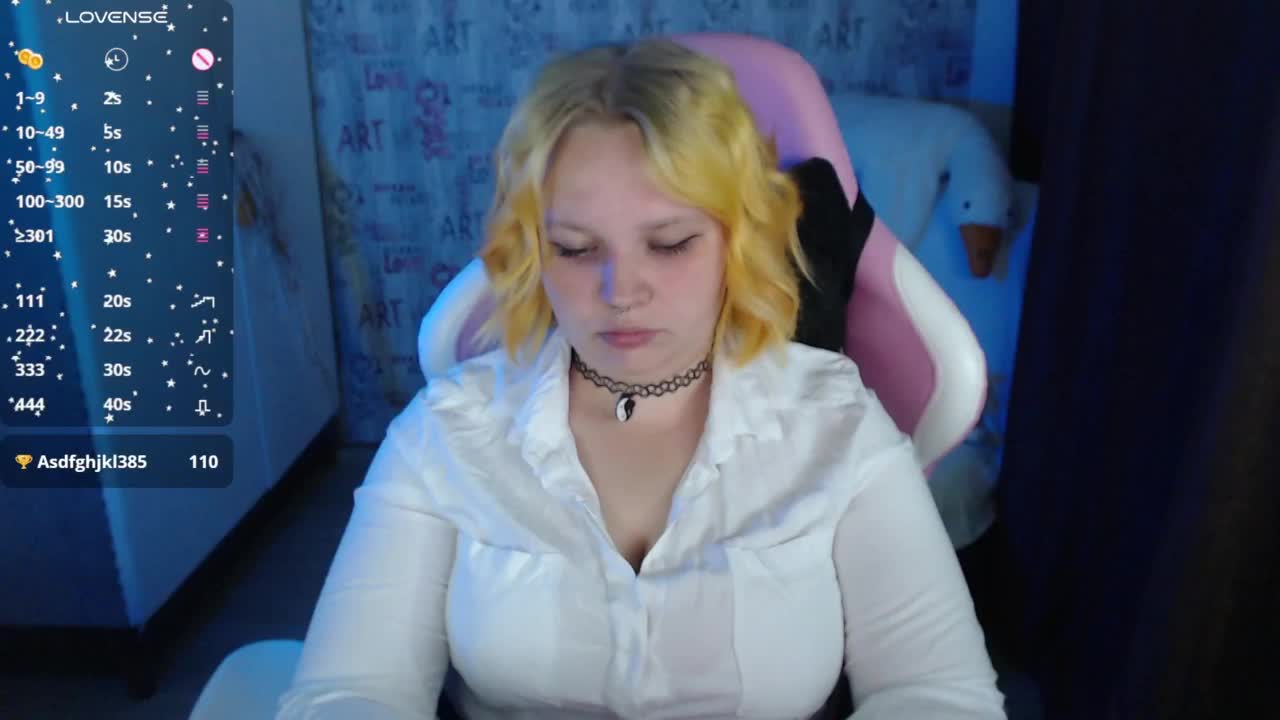 -MeooW- Live Sex December 17, 2025