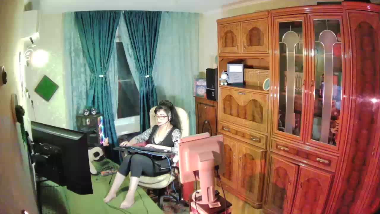 Infodar Live Sex December 14, 2025