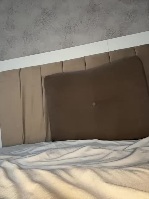 -Nezukoo- Live Sex December 17, 2025