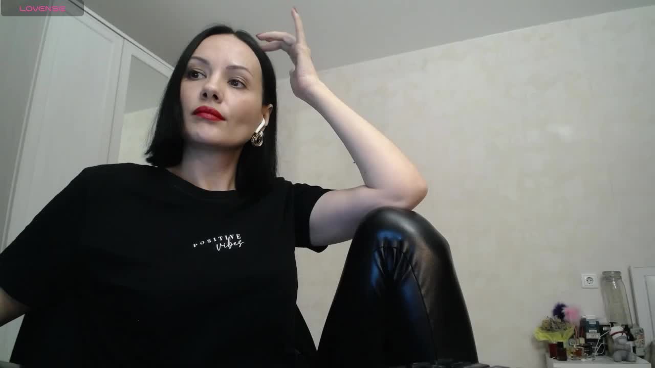 Goddess-VENUS Live Sex December 14, 2025
