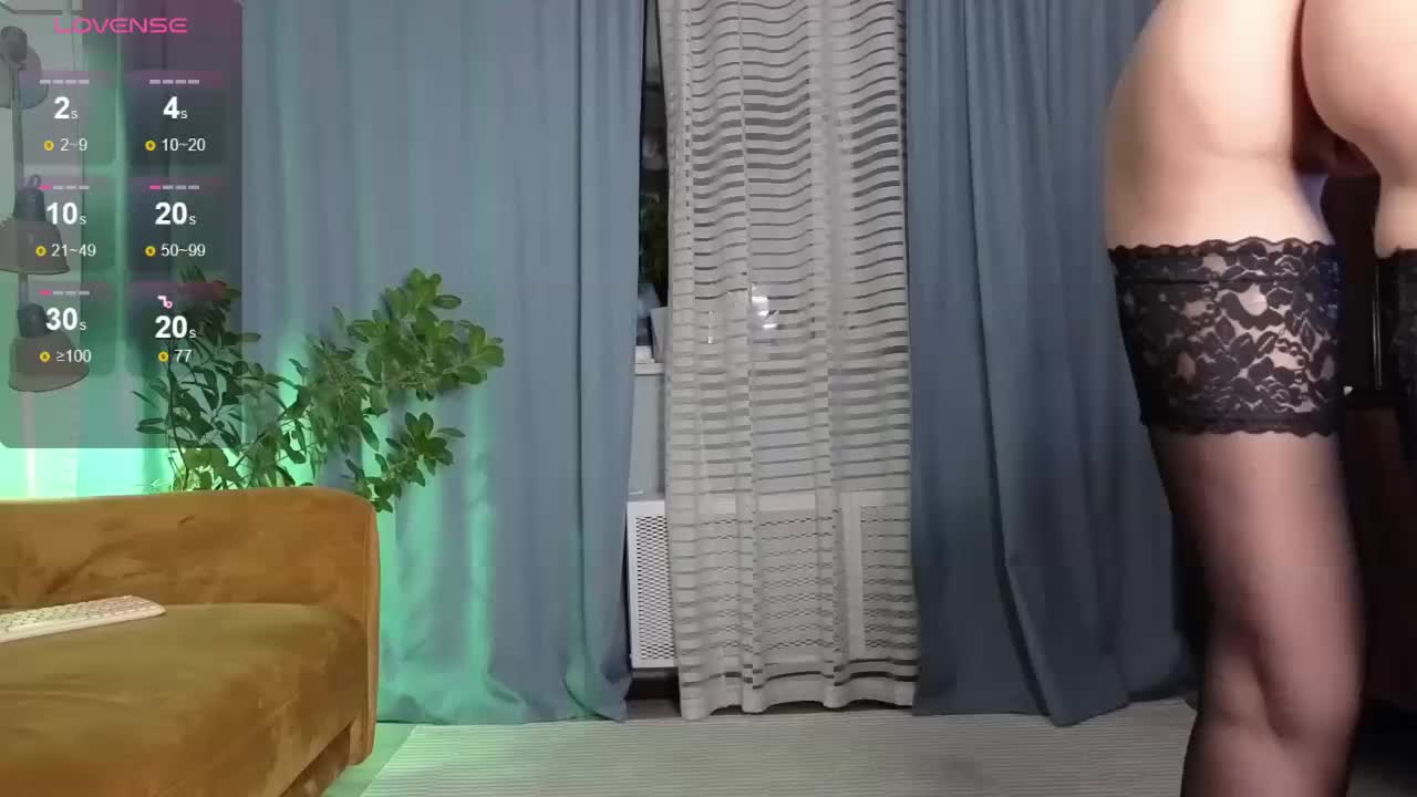 Alice_Starr Live Sex December 17, 2025