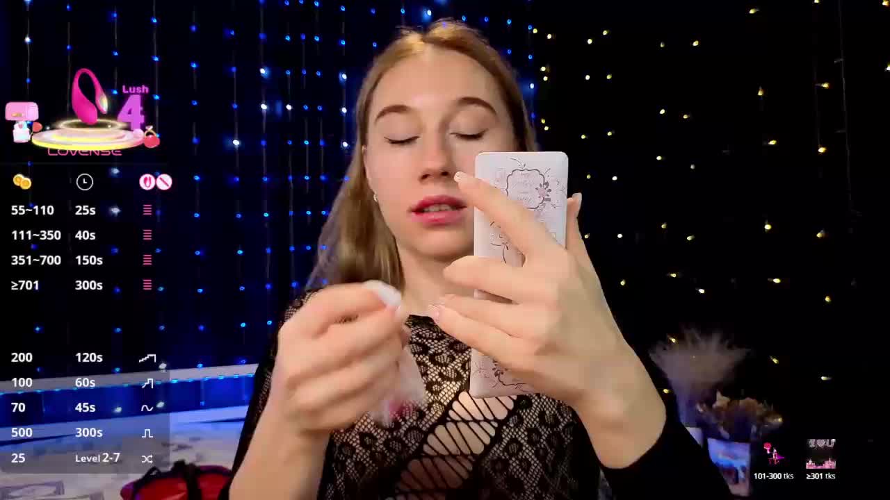 kiskaWEDNESDAY Live Sex December 17, 2025