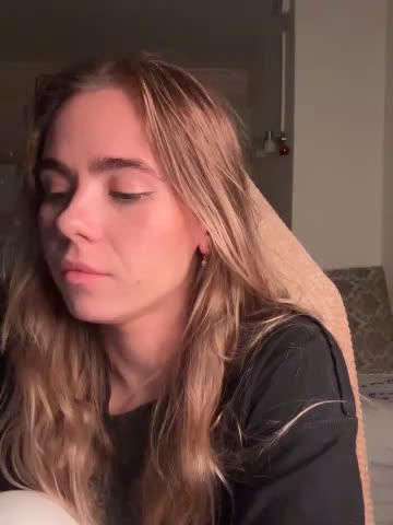 SkyBriii Live Sex December 13, 2025