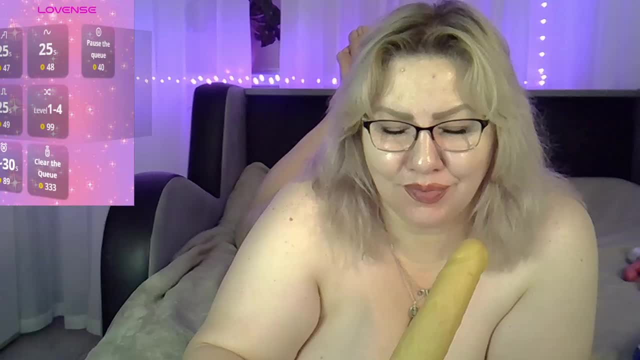 AngelinaGlam Live Sex December 13, 2025