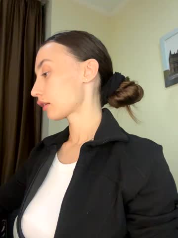 Polli_Kiss Live Sex December 14, 2025