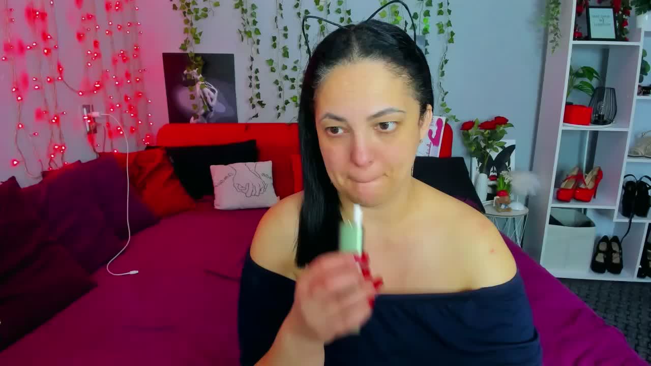 DarlingMilf Live Sex December 13, 2025