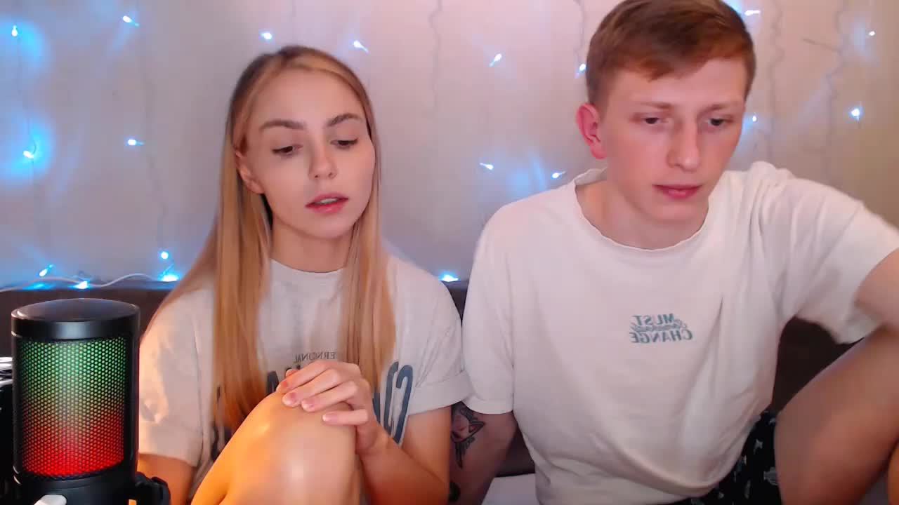 juliaanddima Live Sex December 18, 2025