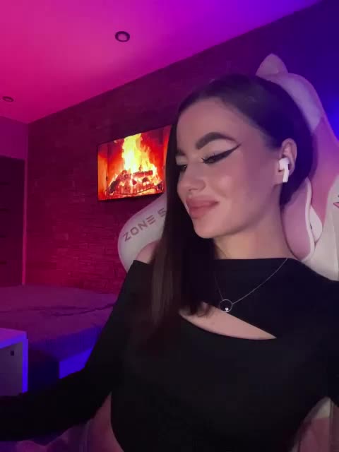 HotGirlEva Live Sex December 14, 2025