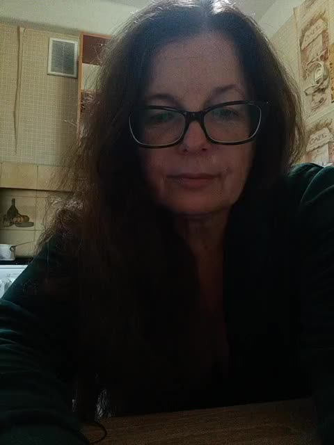 HelenBerg Live Sex December 18, 2025