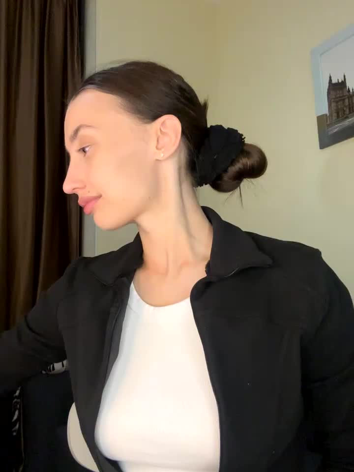 Polli_Kiss Live Sex December 14, 2025