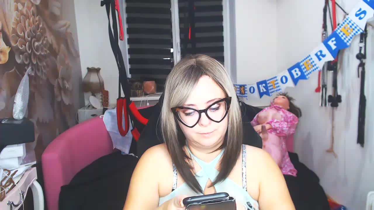 MISSwithDOLLS Live Sex December 17, 2025