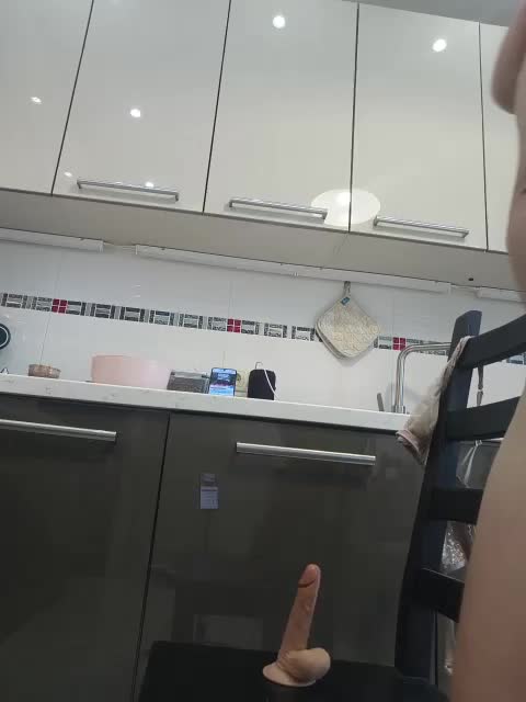 Ninel_Milf Live Sex December 17, 2025